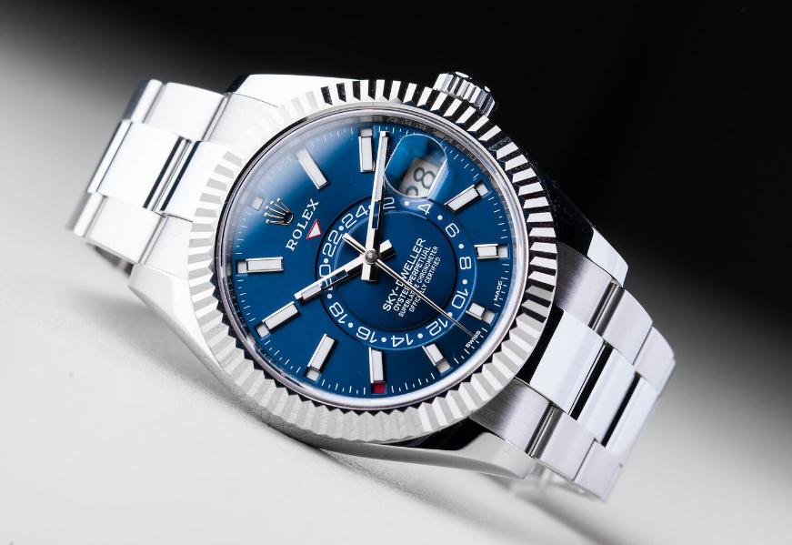 The white gold and Oystersteel replica Rolex Sky-Dweller 326934 watches can guarantee water resistance to 330 feet.